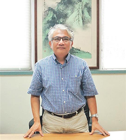 王伯昌 